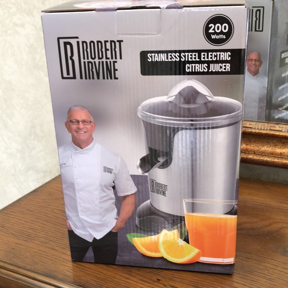 Robert Irvine Other - New electric citrus juicer by Robert Irvine. Stainless Steel. Pure/healthy juice